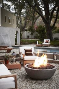 15 Awesome Winter Patio Decorating Ideas With Fire Pit – Making Your Patio Warm And Cozy 21
