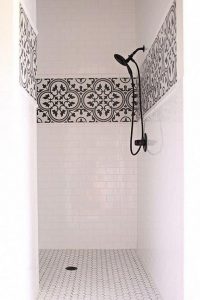 15 Beautiful Walk In Shower Ideas For Small Bathrooms 07