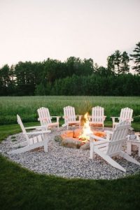 16 Awesome Winter Patio Decorating Ideas With Fire Pit 13