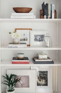 17 Bookshelf Organization Ideas – How To Organize Your Bookshelf 08