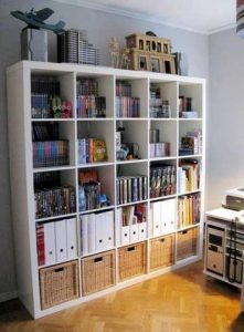 17 Bookshelf Organization Ideas – How To Organize Your Bookshelf 11