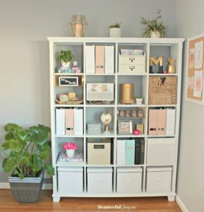 17 Bookshelf Organization Ideas – How To Organize Your Bookshelf 18