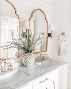 17 Great Bathroom Mirror Ideas 20