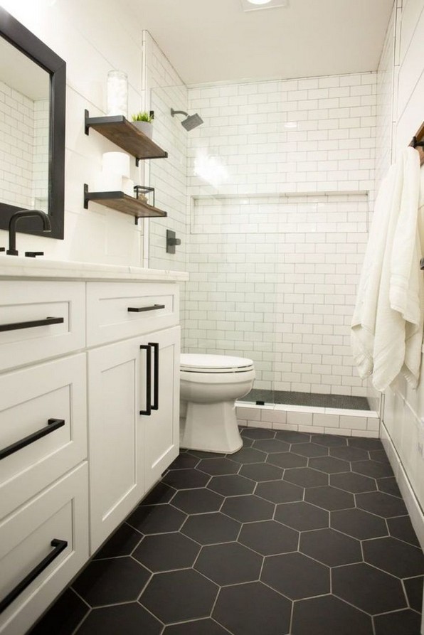 18 Comfy Bathroom Floor Design Ideas 14