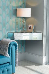 18 Luxury Corner Shelves Ideas 20