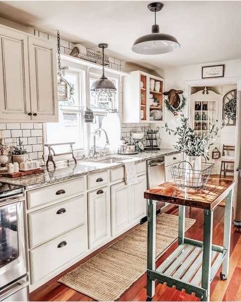 19 Rural Kitchen Ideas For Small Kitchens Look Luxurious RuralKitchen 