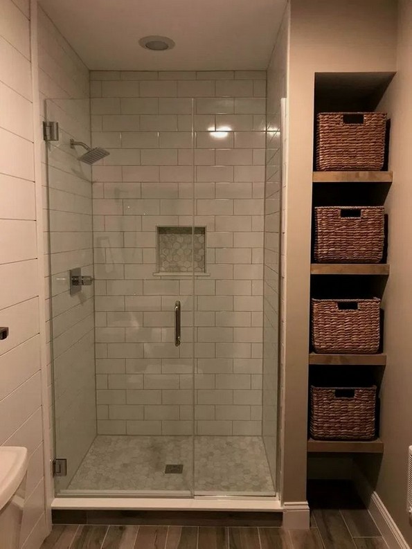 19 Small Bathroom Storage Decoration Ideas 07