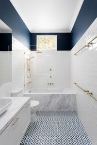 17 Awesome Small Bathroom Tile Ideas 21