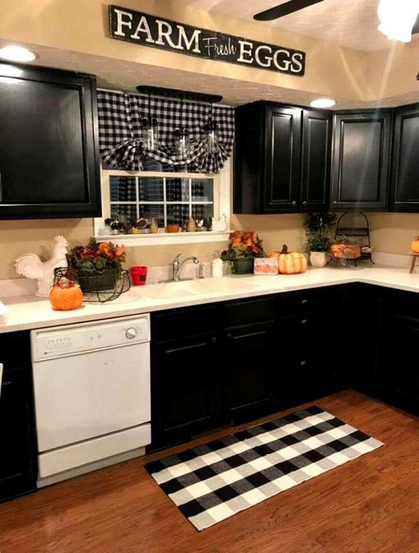 17 Design Your Kitchen Remodeling On A Budget 20