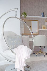 17 Girl Bedroom Decorating Ideas That She Will Love 21